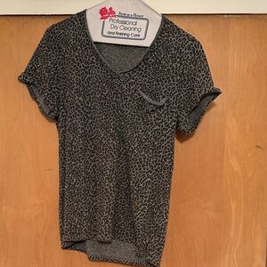 T.La Gray Leopard Print Short Sleeve Tee